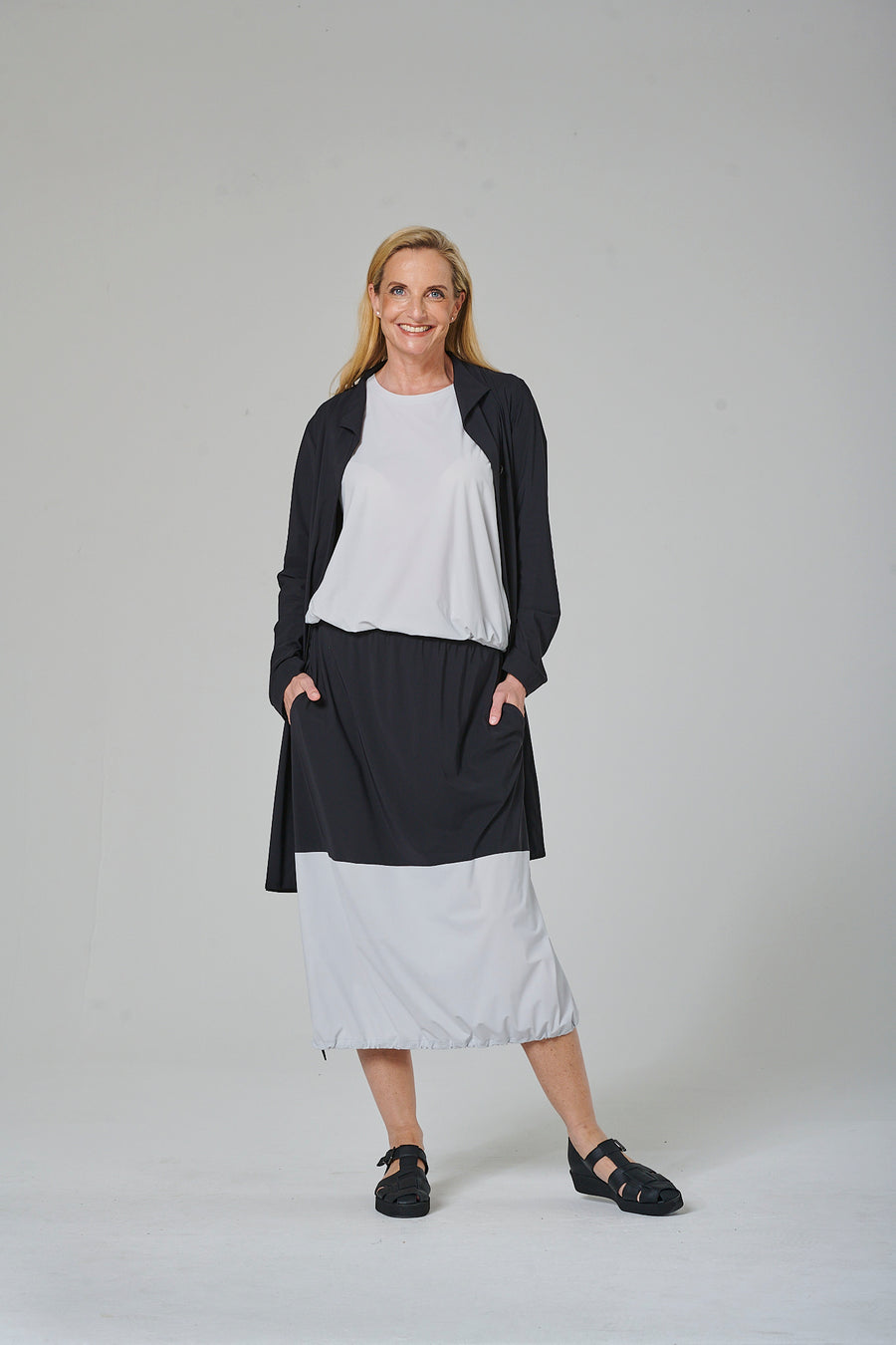 Skirt made of techno jersey (321r1) in two colors or plain