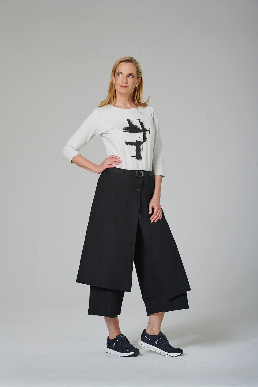 Trousers (trouser skirt) made of cotton with 1% nylon and 1% elastane (325h3)
