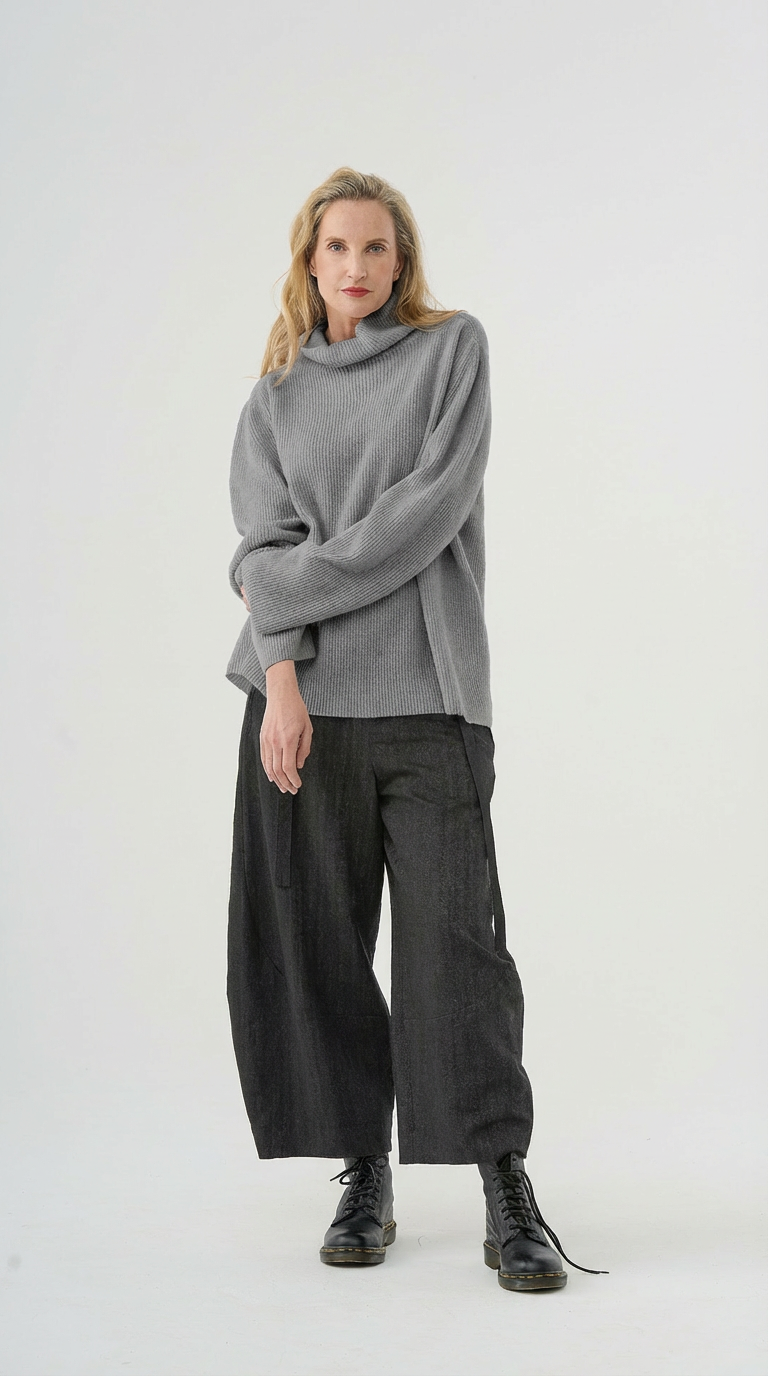 Sweater (451p2) made of merino-cashmere blend