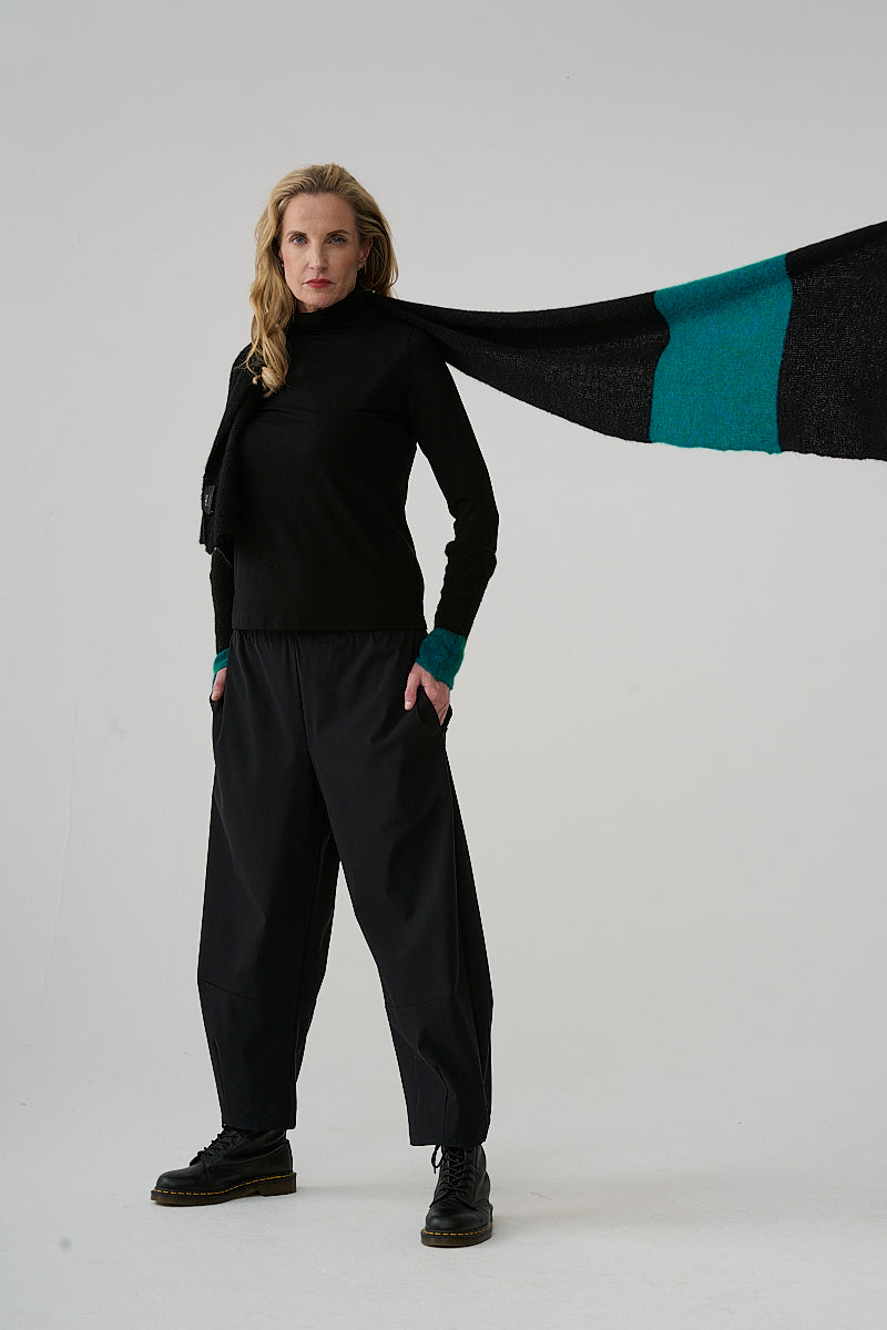 Trousers (474h1) made of high-quality winter technical fabric