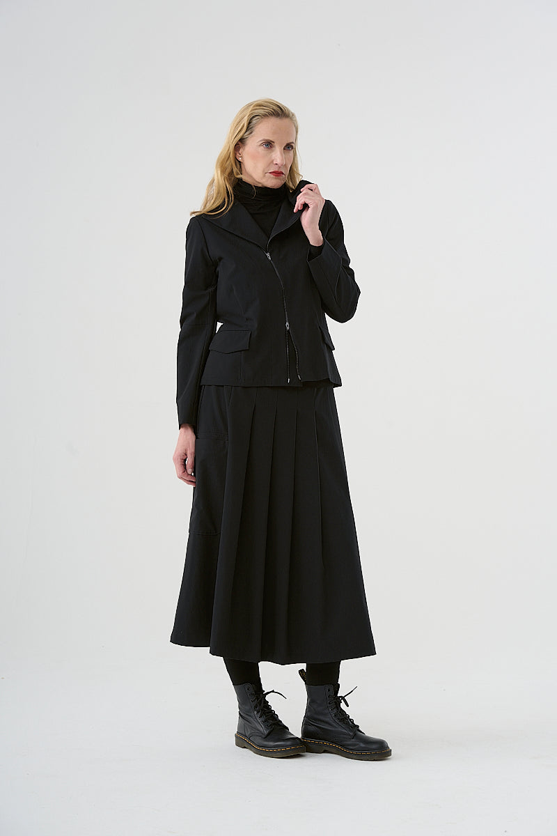 Skirt (460r1) made of innovative Lyocell blend fabric