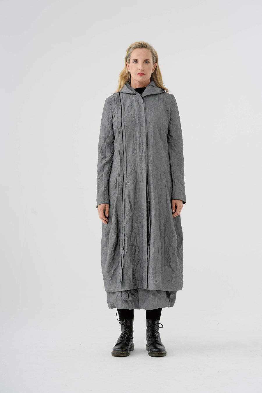 Coat-dress (462k1) made of finely crushed mixed fabric