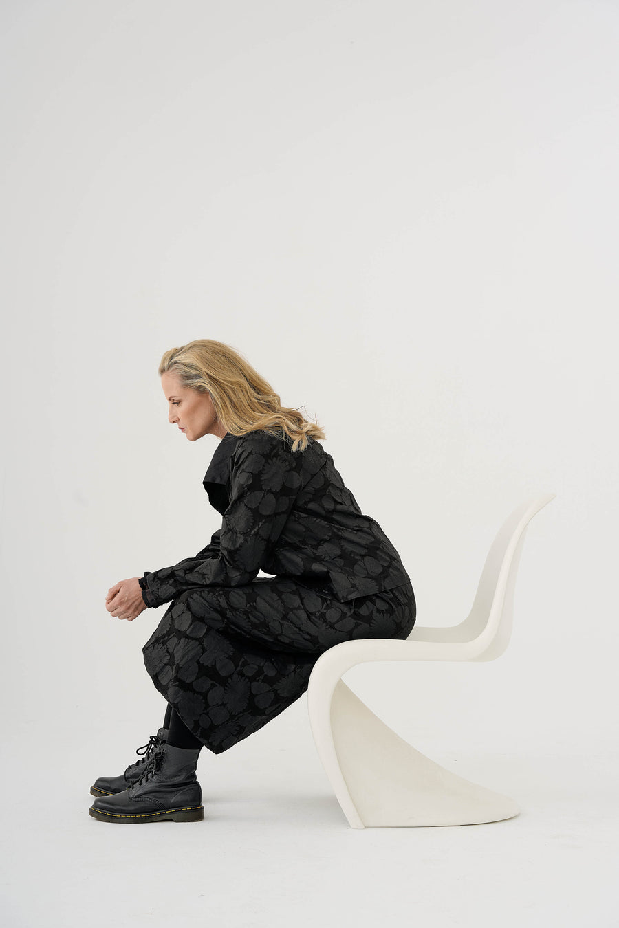 Jacke (466j1)  aus Winterbaumwolle mit feinem plastischen Print
