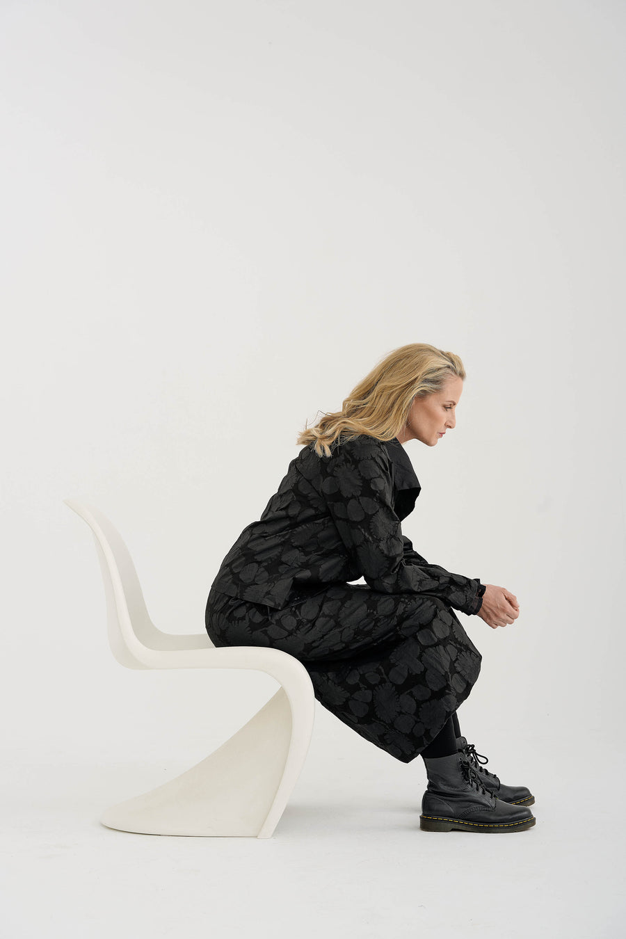 Jacke (466j1)  aus Winterbaumwolle mit feinem plastischen Print
