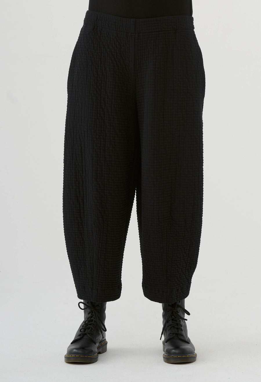 Pants (468h1) Cotton structured jersey with a stylish surface