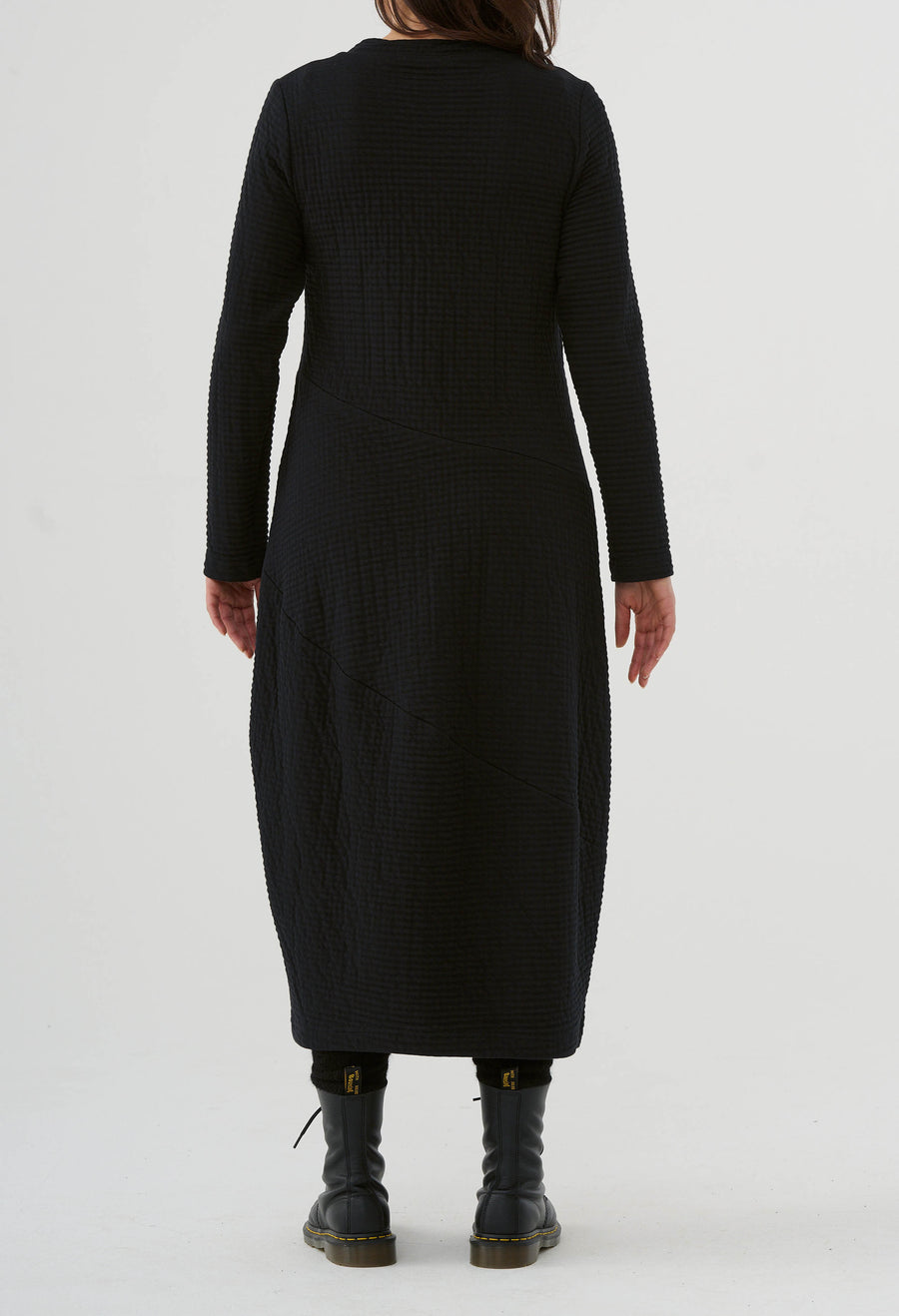 Dress (468k1) Cotton structured jersey with a stylish surface