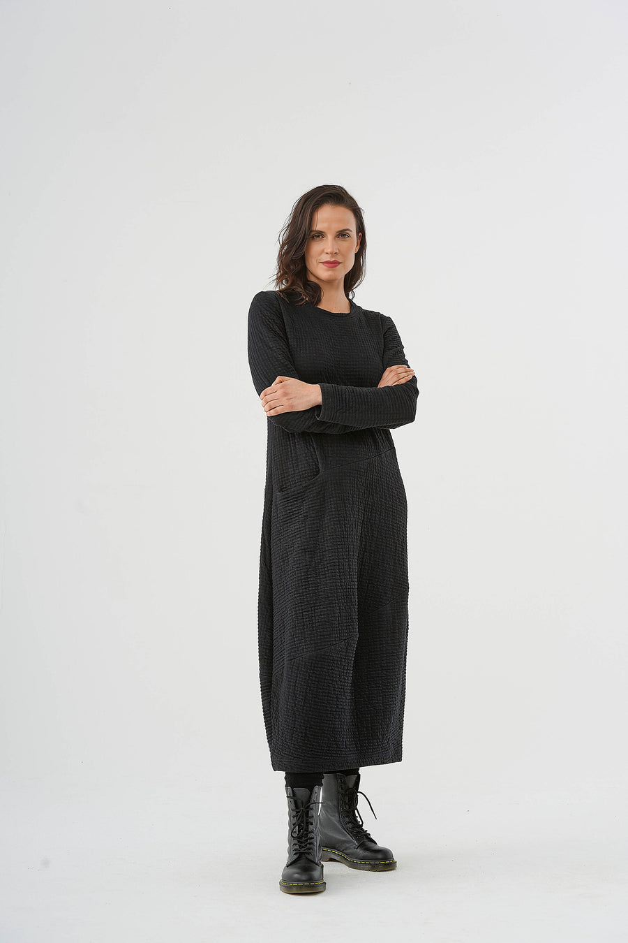 Dress (468k1) Cotton structured jersey with a stylish surface