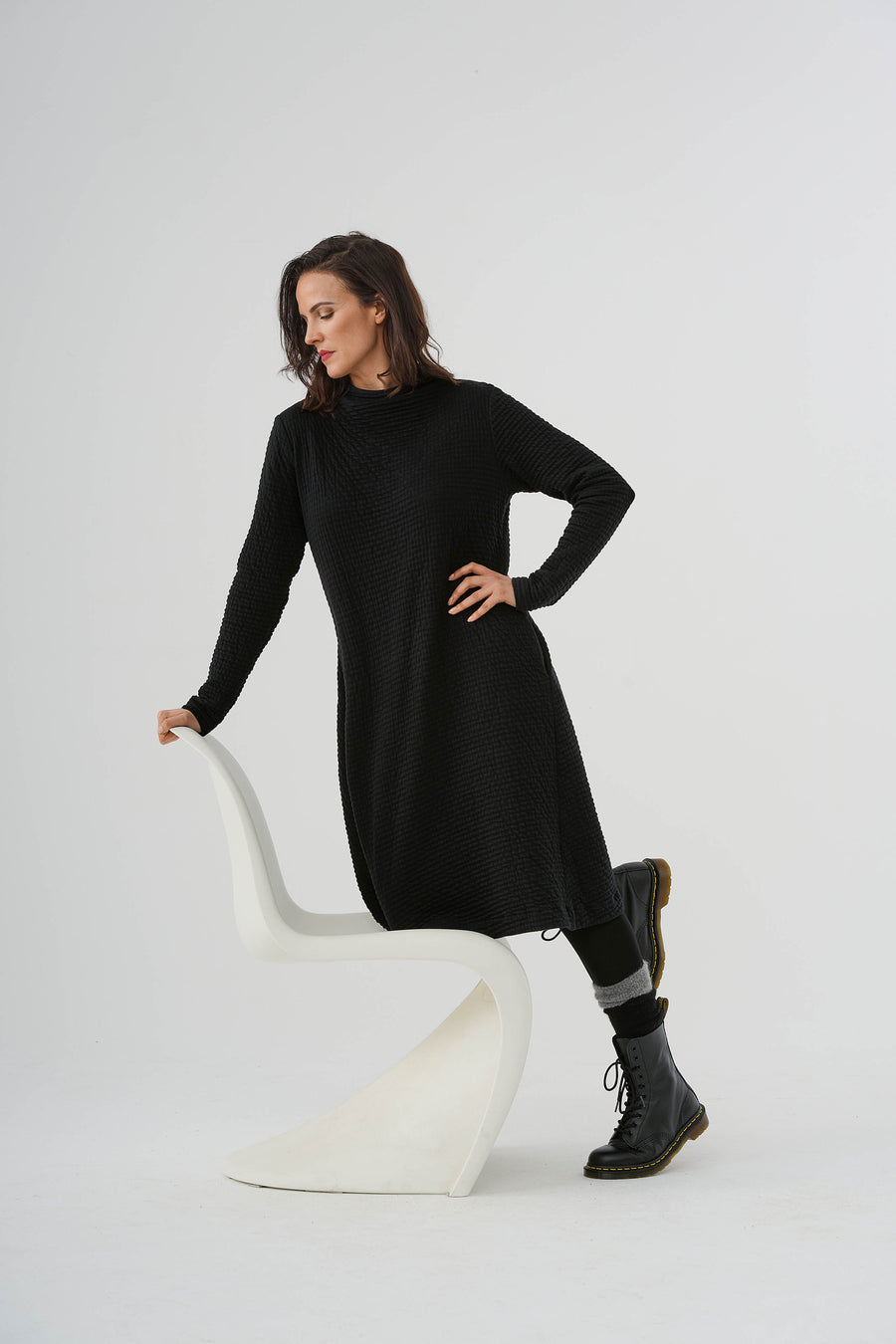 Dress (468k2) Cotton structured jersey with a stylish surface