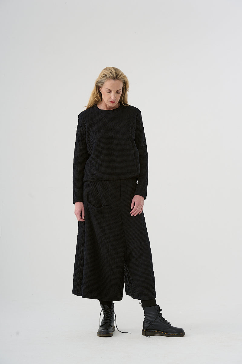 Shirt (468s1) Cotton structured jersey with a stylish surface