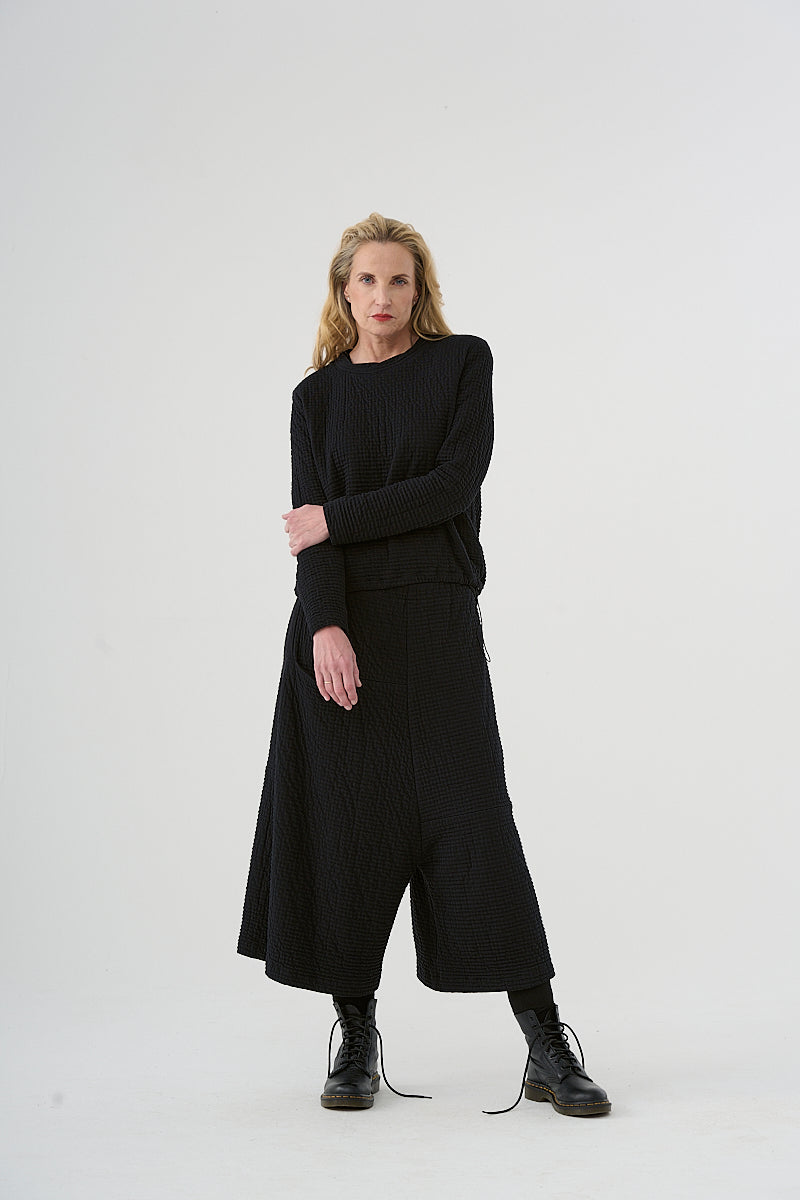 Pants (468h2) Cotton structured jersey with a stylish surface