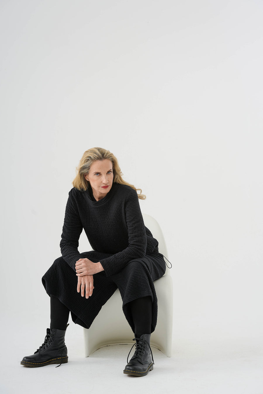 Pants (468h2) Cotton structured jersey with a stylish surface