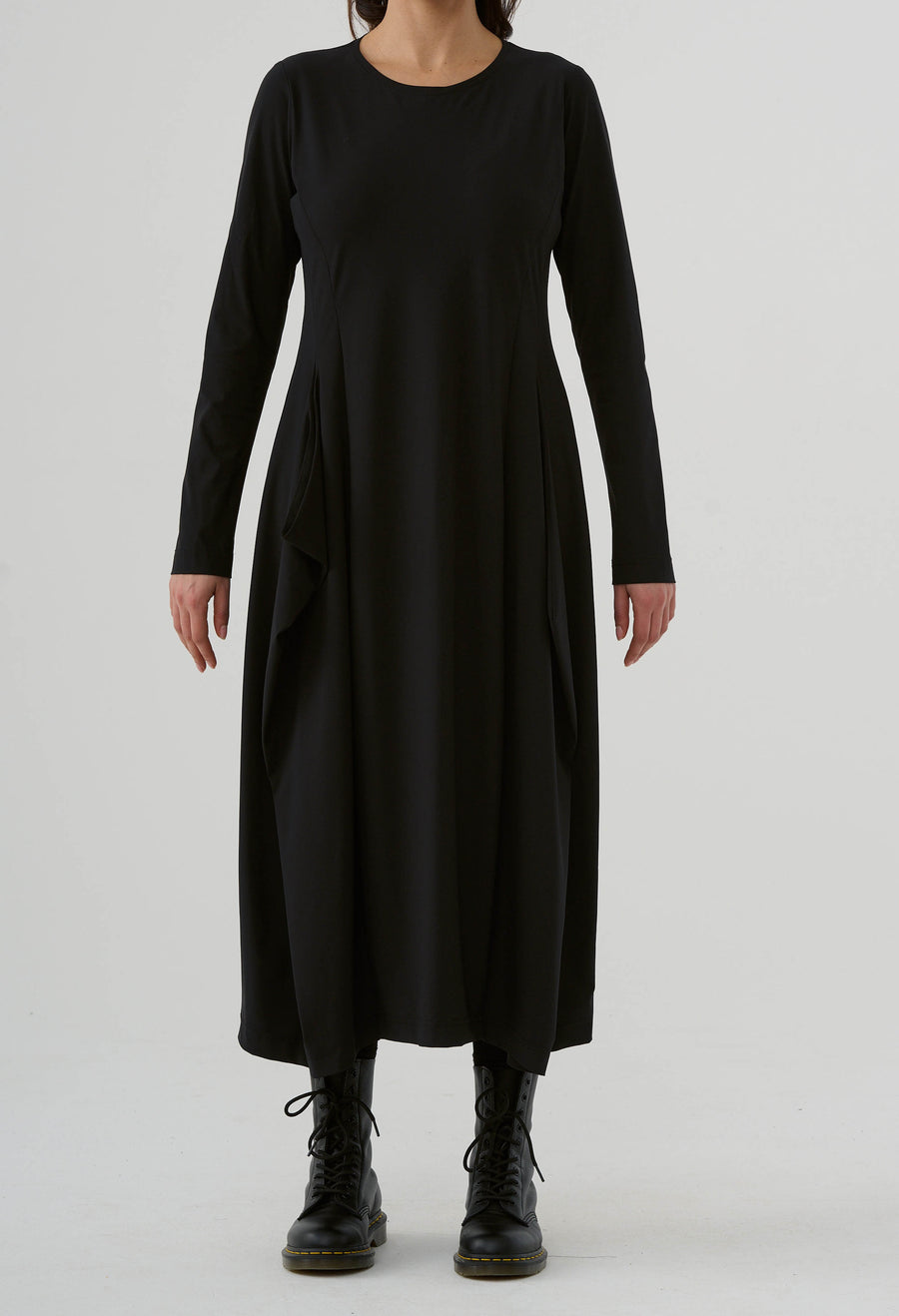 Dress (473k1) made of high-quality techno fabric