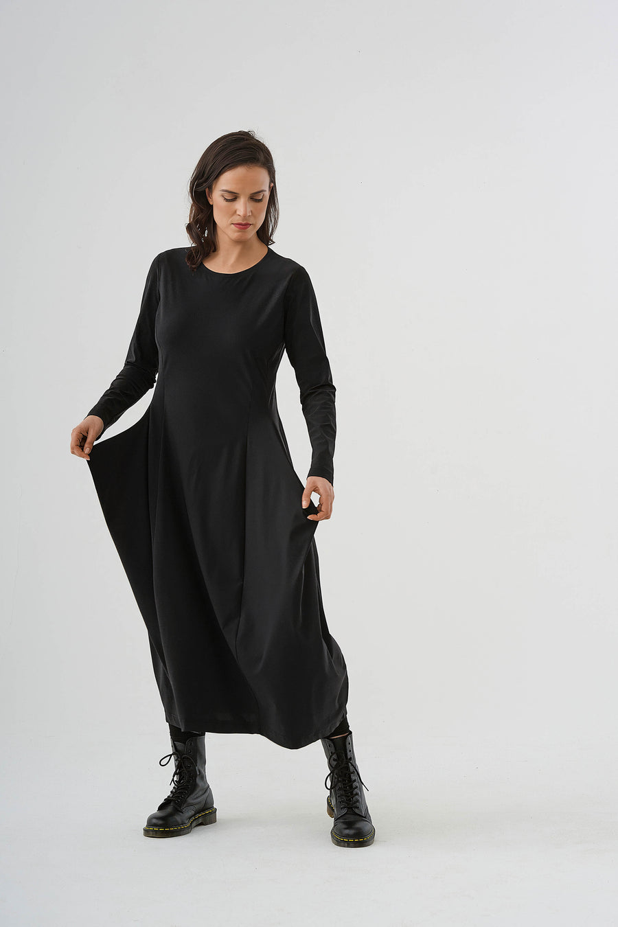 Dress (473k1) made of high-quality techno fabric