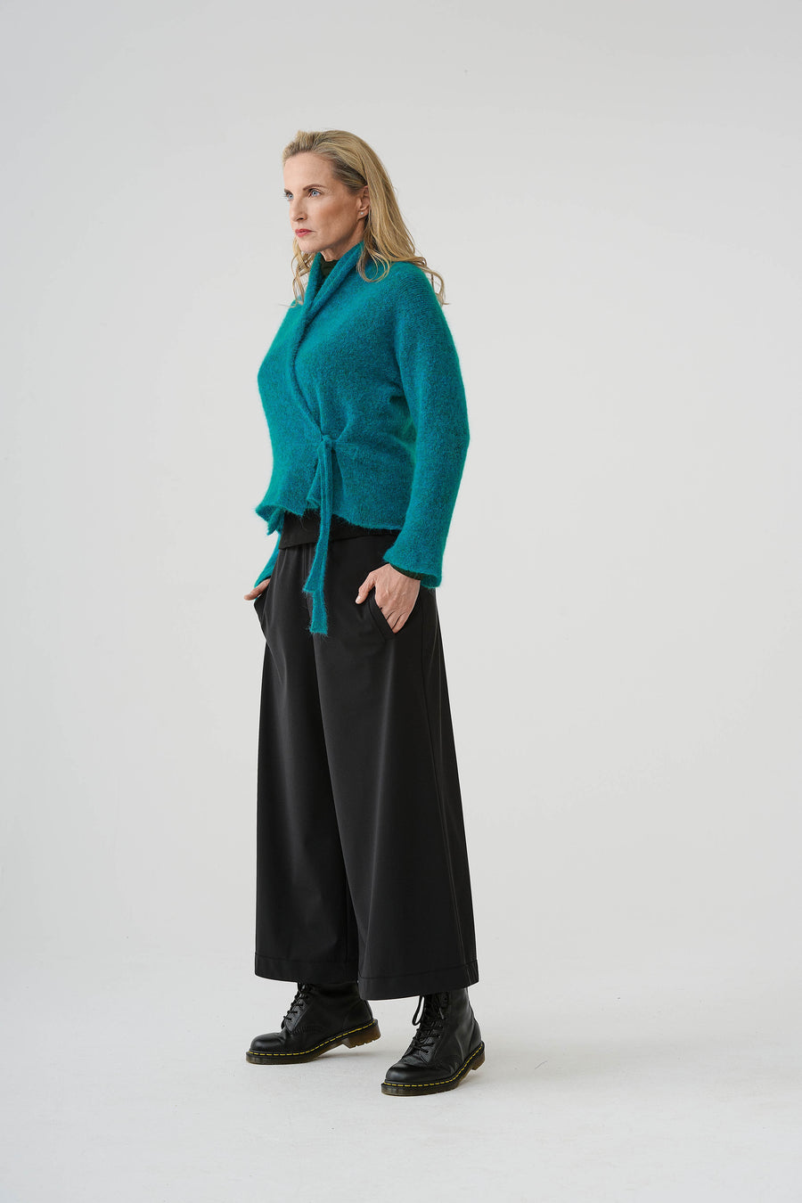 Trousers (474h2) made of high-quality winter technical fabric