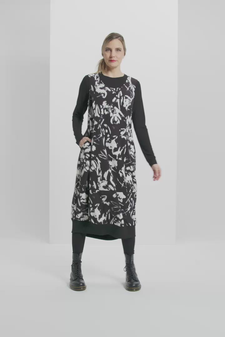 Kleid (369k1) aus Techno-Jersey mit Print