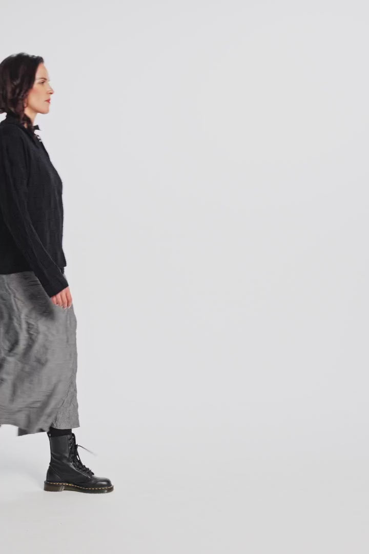 Trousers / culottes (462h2) made of finely crushed mixed fabric