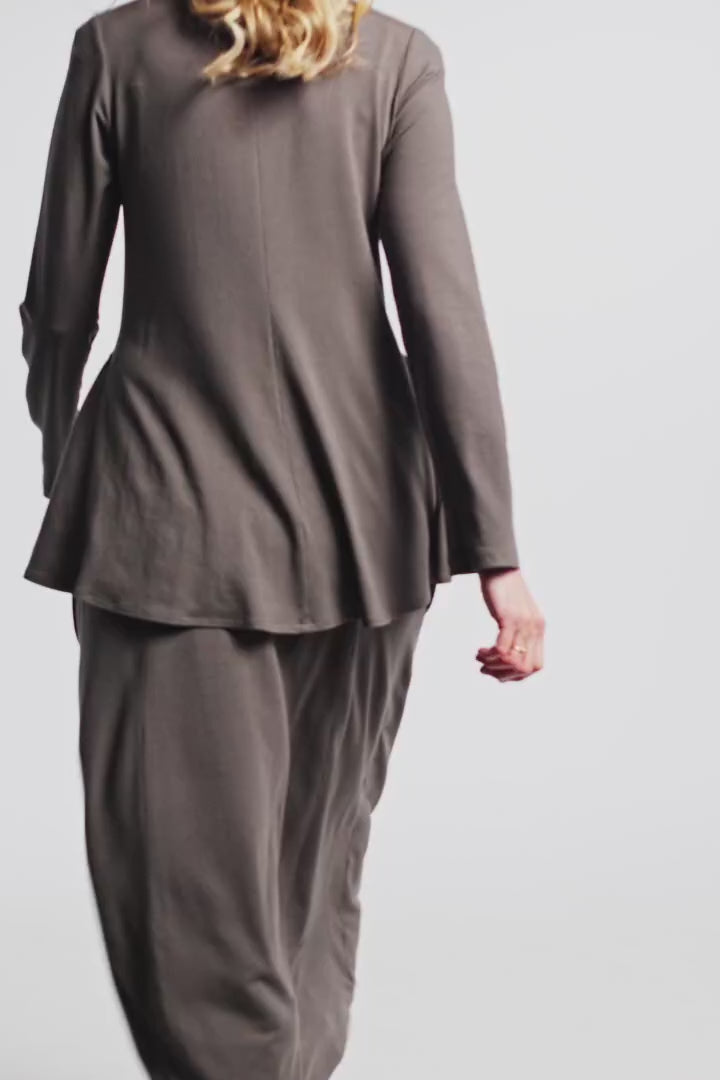 Skirt (467r1) made of winter viscose with elastane