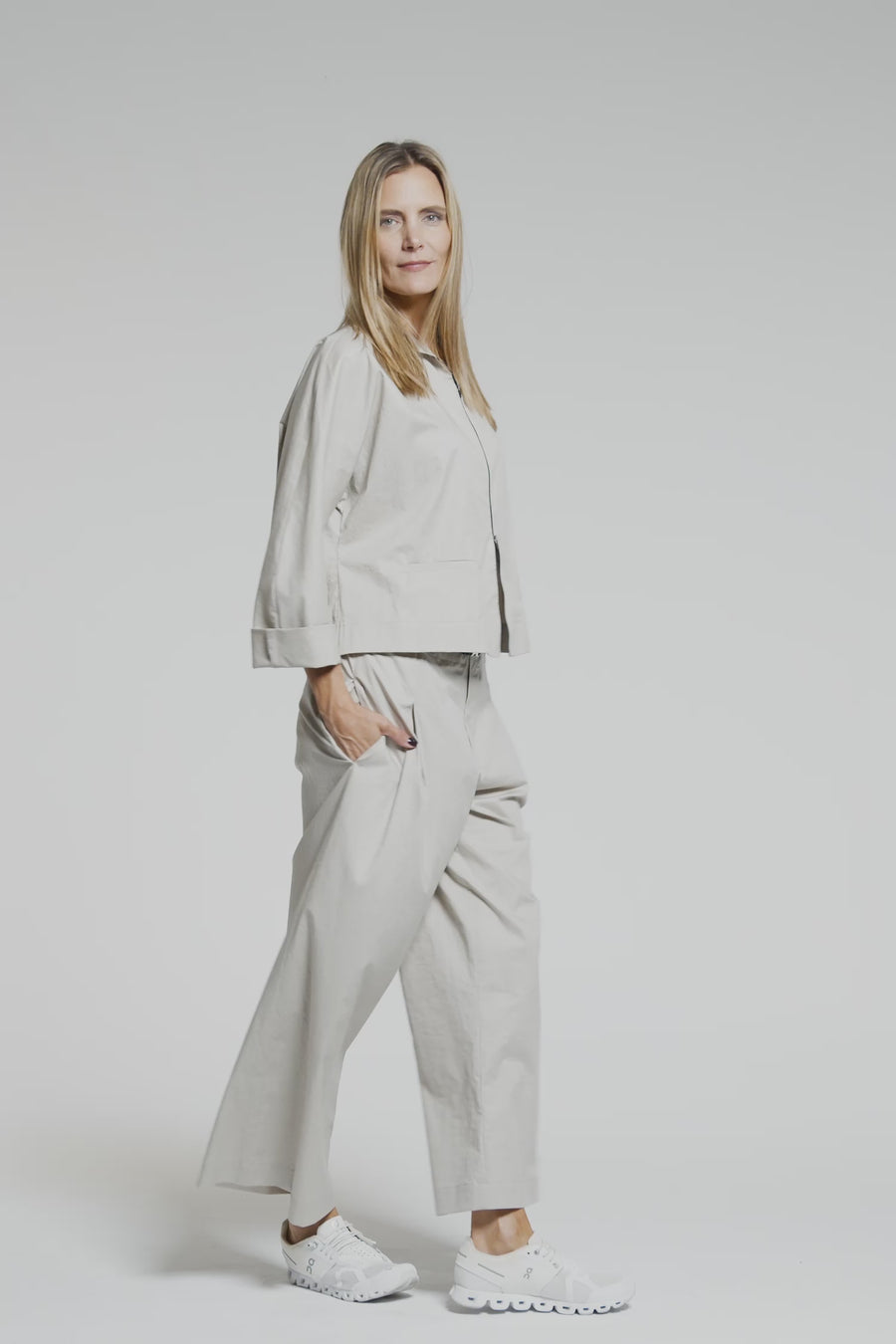 Cotton trousers with elastane (322h3)
