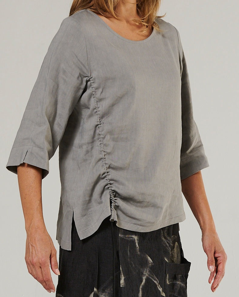 Shirt in a linen/viscose blend with spandex (item no. 227s1)